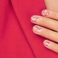 Hands-Lakier-hybrydowy-do-paznokci.webp